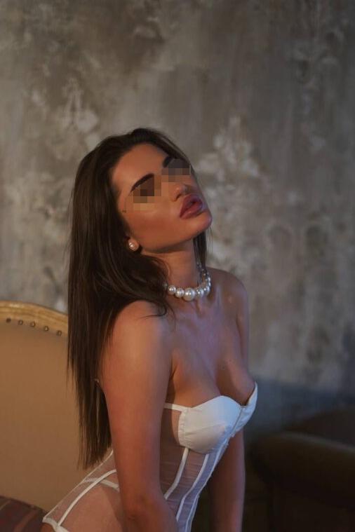 Путана Санкт-Петербурга Влада +7(911)830-21-77 метро Проспект Ветеранов