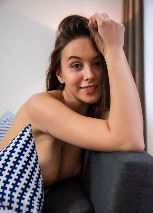 Маша проститутка интим салон СПб у метро Девяткино салон путан