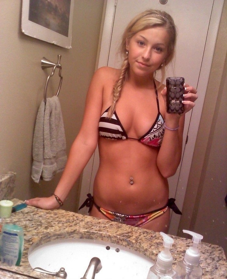 Шлюха Питера Алла +7(911)830-21-77